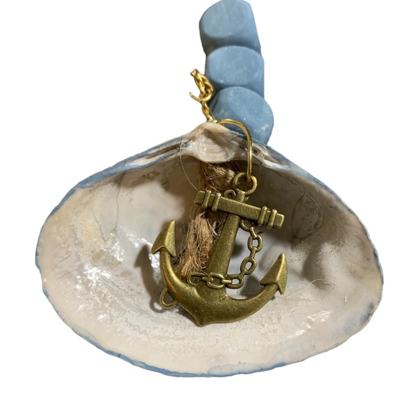 HOST PICK 🎉3 Bottle Charm Bundle -2 Oyster shell & 1 Clam Shell w/ Anchor Charm - Picture 5 of 12